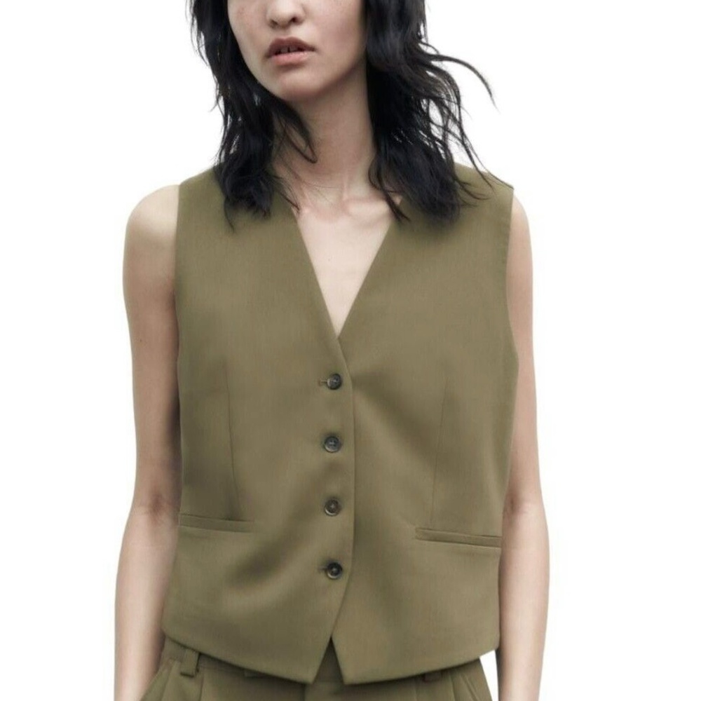 NWT ZARA BUTTONED VEST KHAKI